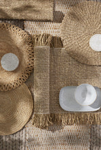 Load image into Gallery viewer, Shari Jute table runner