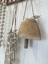 Load image into Gallery viewer, Cowbell Teak/rope